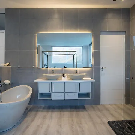 The Beachclub 17 Hout Bay Room photo
